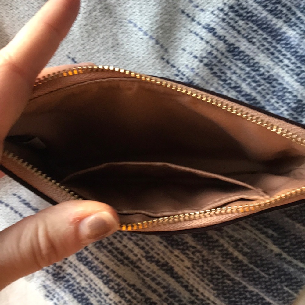 Coach wristlet - Picture 2 of 2